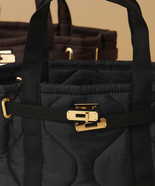 Spick & Span(スピックアンドスパン)の「《一部店舗+WEB限定》SITA PARANTICA/シータパランティカ キルティングナイロントート(トートバッグ・レディース・カーキ/ブラック/ブラウン・FREE)」の4枚目の写真