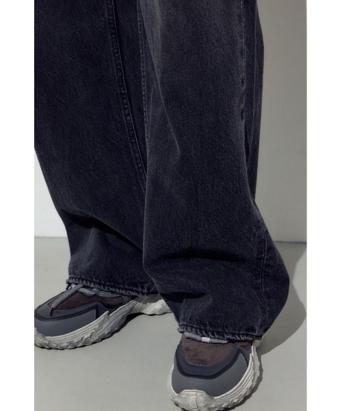AZUL by moussy（アズールバイマウジー）の「AZUL DENIM ワイド（デニムパンツ・メンズ・ブラック/ブルー・SMALL/MEDIUM/LARGE）」の11枚目の写真