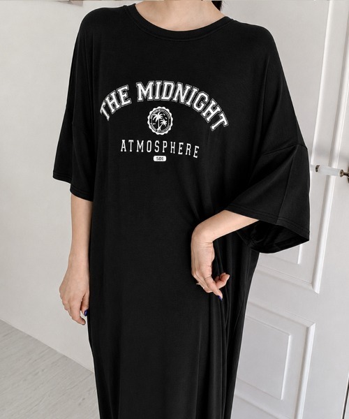 mielu(ミエル)の「ロゴプリントTシャツワンピース(ワンピース・レディース・ブラウン/ブラック・LARGE/MEDIUM)」の3枚目の写真