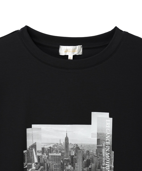 A/C DESIGN BY ALPHA CUBIC(エーシーデザインバイアルファキュービック)の「タウンフォトスムースTシャツ【すごツヤ・接触冷感・UVカット】(Tシャツ/カットソー・レディース・ブラック/ライトグレー・M/L/LL)」の16枚目の写真