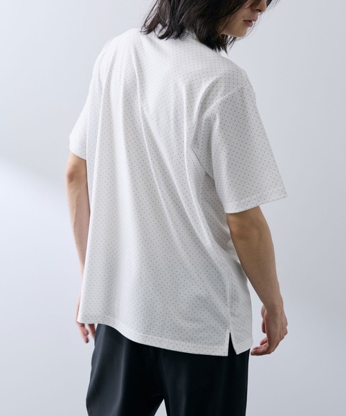 NAVY(ネイビー)の「【SARARI /サラリ】接触冷感 カノコドット柄 スキッパー 半袖ポロシャツ(ポロシャツ・メンズ・ブラック/ホワイト・S/M/L/XL)」の4枚目の写真