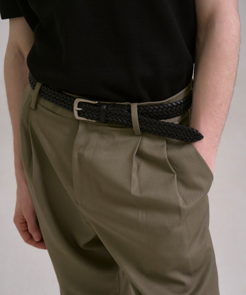 SSIN AND LEE(シンアンドリー)の「ノクターナル ワイドプリーツウールスラックス カーキ(スラックス・メンズ・その他・LARGE/MEDIUM)」の9枚目の写真