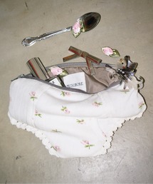 musubore（ムスボレ）の「floral tighty pouch / パンツポーチ（ポーチ）」