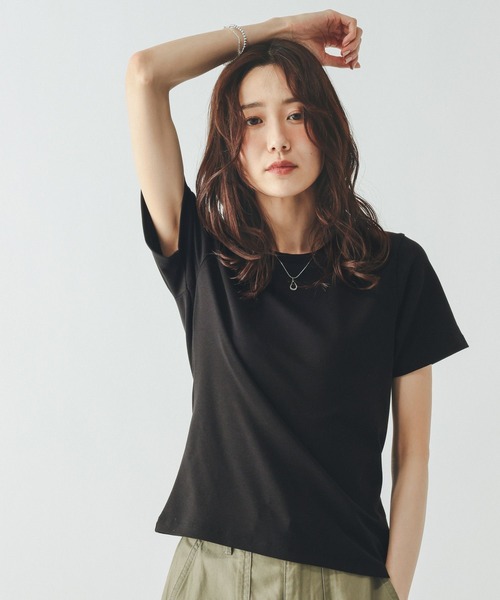 GLOBAL WORK(グローバルワーク)の「Fffit エフィット/汗染み軽減クルー/665852(Tシャツ/カットソー・レディース・ブラック/ダークブラウン/モカ/ホワイト系その他2・MEDIUM/SMALL/LARGE/X-LARGE)」の2枚目の写真