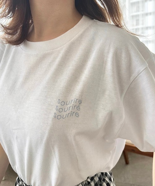 tunee(チュニー)の「シンプル英字ワンポイント半袖Tシャツ(hsyd)(Tシャツ/カットソー・レディース・ホワイト・LARGE)」の5枚目の写真