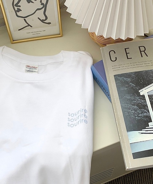tunee(チュニー)の「シンプル英字ワンポイント半袖Tシャツ(hsyd)(Tシャツ/カットソー・レディース・ホワイト・LARGE)」の14枚目の写真