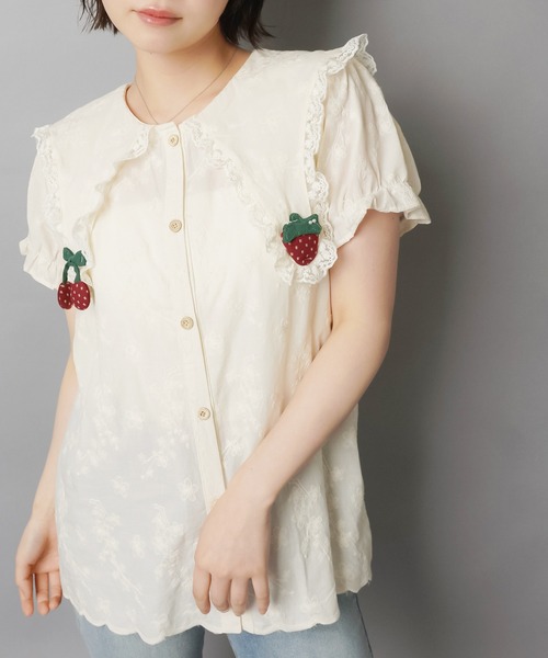 SPINNS(スピンズ)の「ルーツ刺繍が気分☆彡フルーツモチーフ刺繍レース半袖ブラウス/NEO森ガール(シャツ/ブラウス・レディース・アイボリー・ONESIZE)」の6枚目の写真