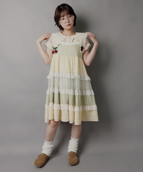 SPINNS(スピンズ)の「ルーツ刺繍が気分☆彡フルーツモチーフ刺繍レース半袖ブラウス/NEO森ガール(シャツ/ブラウス・レディース・アイボリー・ONESIZE)」の16枚目の写真