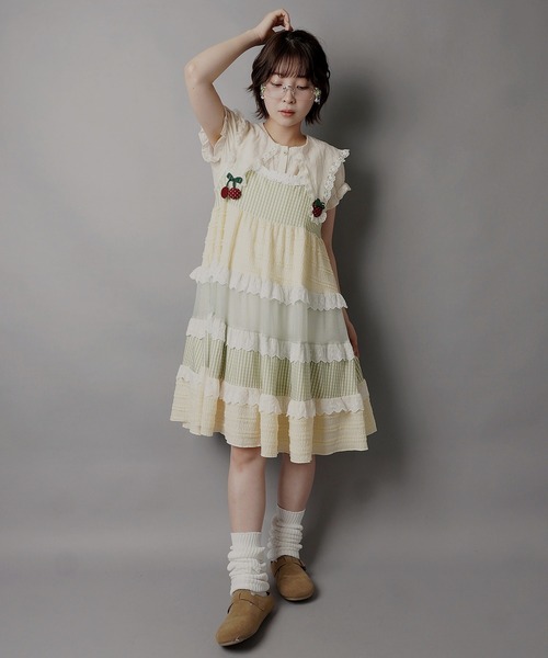 SPINNS(スピンズ)の「ルーツ刺繍が気分☆彡フルーツモチーフ刺繍レース半袖ブラウス/NEO森ガール(シャツ/ブラウス・レディース・アイボリー・ONESIZE)」の18枚目の写真