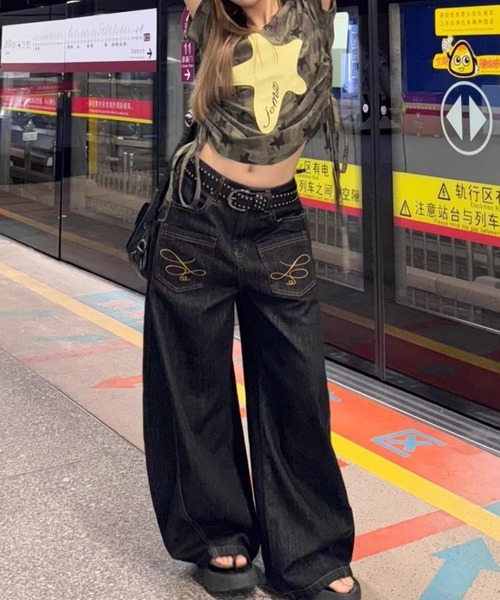 AVYL（アヴィル）の「フロントステッチポケットワイドバギーデニムパンツ/刺繍ポケット ルーズカーブデニムパンツ（デニムパンツ・レディース・ブラック・L/M/S）」の9枚目の写真