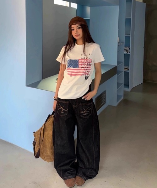 AVYL（アヴィル）の「フロントステッチポケットワイドバギーデニムパンツ/刺繍ポケット ルーズカーブデニムパンツ（デニムパンツ・レディース・ブラック・L/M/S）」の14枚目の写真