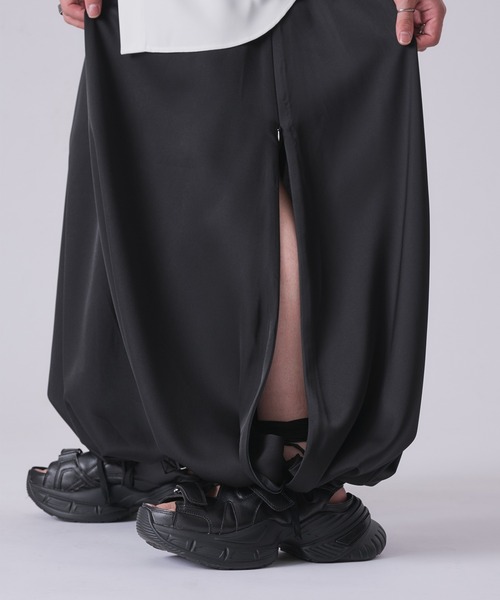 狐独(コドク)の「スーパーワイドハカマスラックス(その他パンツ・メンズ・ブラック/ブルーグレー・LARGE/MEDIUM/SMALL)」の3枚目の写真