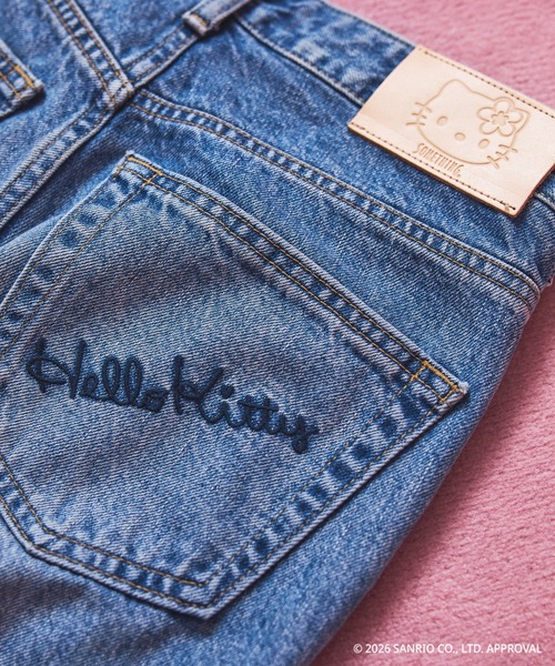 SOMETHING(サムシング)の「SOMETHING×HELLO KITTY(サムシング・ハローキティ)カオハナデザイン ハイウエストブーツカットデニムパンツ/フレアジーンズ(デニムパンツ・レディース・インディゴブルー/ブルー系その他・S/L/M)」の15枚目の写真