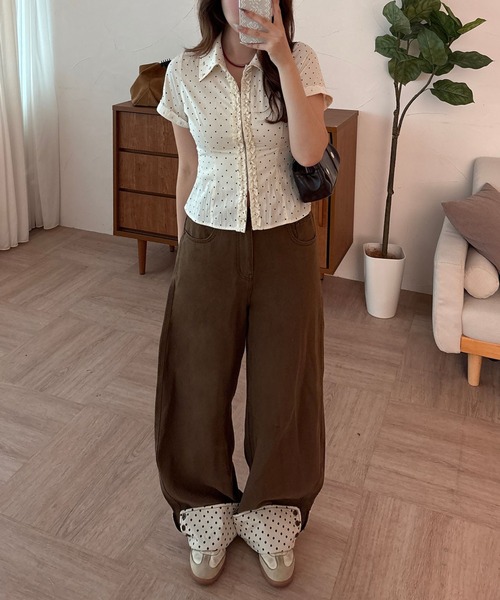 hazyl（ヘイジル）の「rollup wide pants / ロールアップワイドパンツ（デニムパンツ・レディース・インディゴブルー/ブラウン系その他・SMALL/MEDIUM）」の8枚目の写真