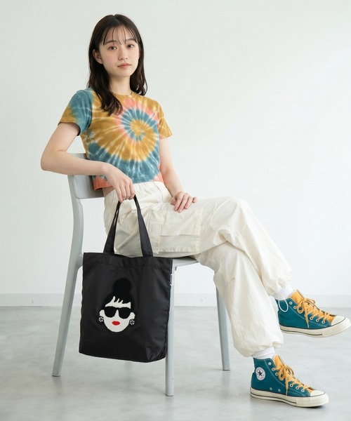 HAPPY FACE（ハッピーフェイス）の「EMMA 顔相良刺繍トート（トートバッグ・レディース・イエロー/レオパード/ストライプ/ブラック/ベージュ/グレー系1/ブラック系4/ゼブラ/レッド/グレー系2/グレー系3/グレー/ドット・ONE SIZE）」の15枚目の写真