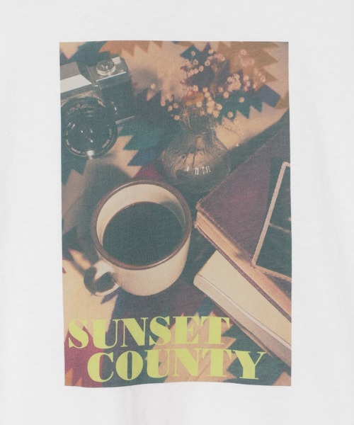 GEORGE'S(ジョージズ)の「アソートフォトTシャツ(Tシャツ/カットソー・レディース・ホワイト系その他3/ホワイト系その他2/ホワイト系その他・FREE)」の5枚目の写真