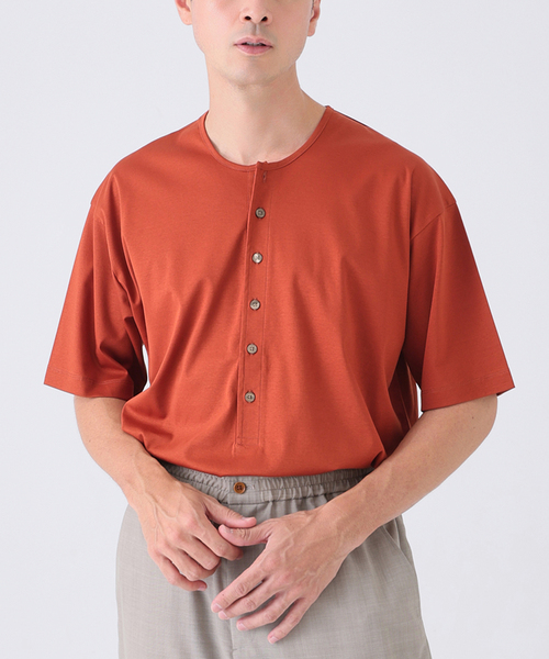EDIFICE(エディフィス)の「Albini(アルビニ) DEEP LINE ヘンリーネックシャツ(Tシャツ/カットソー・メンズ・オートミール/チャコールグレー/ブラウン/ホワイト/オレンジ・LARGE/SMALL/MEDIUM)」の5枚目の写真