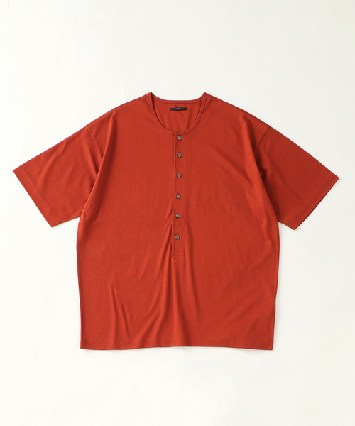 EDIFICE(エディフィス)の「Albini(アルビニ) DEEP LINE ヘンリーネックシャツ(Tシャツ/カットソー・メンズ・オートミール/チャコールグレー/ブラウン/ホワイト/オレンジ・LARGE/SMALL/MEDIUM)」の6枚目の写真