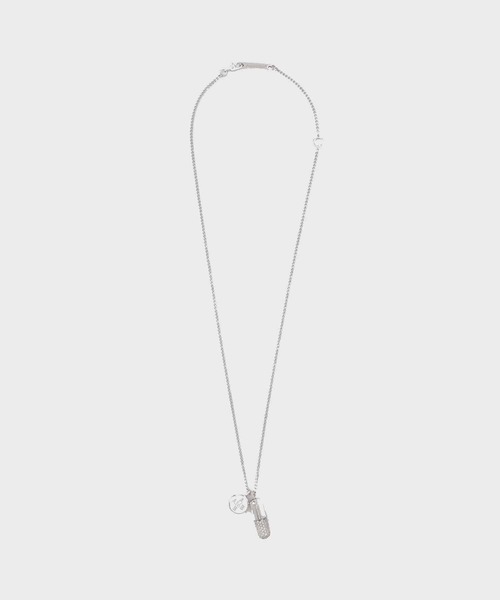 AMBUSH(アンブッシュ)の「【AMBUSH】PAVE PILL CHARM NECKLACE PAVE PILL CHARM NECKLACE(ネックレス・メンズ・Silver/GOLD・FREE)」の2枚目の写真