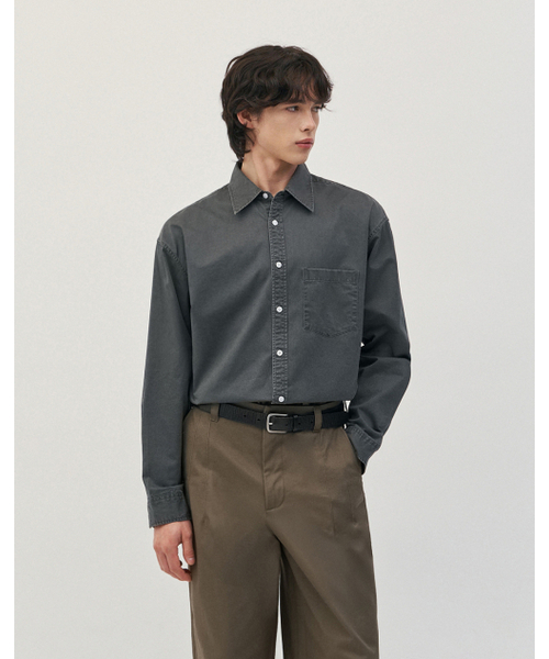 WORK ON BODY OFF（ワークオンボディオフ）の「ベトゥス セミオーバーフィット ピグメントシャツ [チャコール]（シャツ/ブラウス・メンズ・チャコール・LARGE/X-LARGE/MEDIUM）」の3枚目の写真