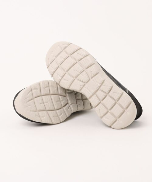 SKECHERS(スケッチャーズ)の「【SKECHERS】スケッチャーズ SLIP-INS:SUMMITS - KEY PACE(スリップインズ:サミッツ - キー ペース)バンジーレーススリッポンスニーカー 232469W ワイドフィット(スニーカー・メンズ・ブラック/チャコールグレー×ブラック・25.0cm/25.5cm/26.0cm/26.5cm/27.0cm/27.5cm)」の4枚目の写真