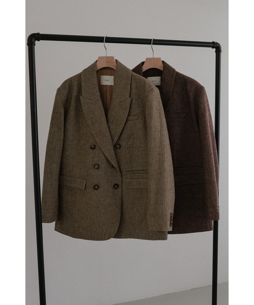 tento(テント)の「Wool-blend double-breasted jacket(テーラードジャケット・レディース・ブラウン/ベージュ・FREE)」の10枚目の写真