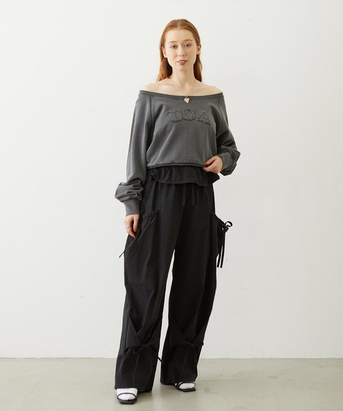 MILKFED.(ミルクフェド)の「WASHED OFF SHOULDER TOP(スウェット・レディース・オリーブ/パープル/チャコール・ONE SIZE)」の10枚目の写真