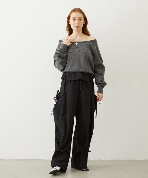 MILKFED.(ミルクフェド)の「WASHED OFF SHOULDER TOP(スウェット・レディース・オリーブ/パープル/チャコール・ONE SIZE)」の15枚目の写真