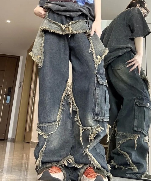 SHERU(シェル)の「スターモチーフフリンジデザイン レイヤードカーゴルーズワイドデニムパンツ 星(デニムパンツ・レディース・ブルー・S/M/L)」の6枚目の写真