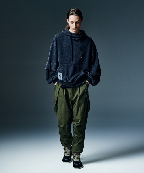 glamb(グラム)の「Tri Layered Hoodie / トライレイヤードフーディ(パーカー・メンズ・ブラック/ブルー/パープル・S/M/L)」の21枚目の写真