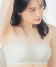 Wing（ウイング）の「ノンワイヤーブラ　ストラップレス（ブラジャー）」