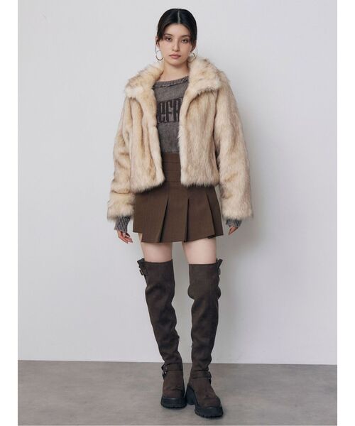 MURUA(ムルーア)の「【選べる着丈】グラデーションフェイクファーブルゾン 冬服(ブルゾン・レディース・パープル/ブラウン/グレー/アイボリー/その他1・1/2)」の13枚目の写真