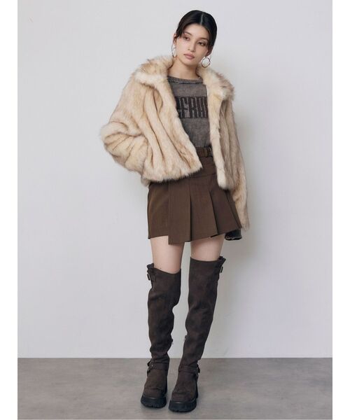 MURUA(ムルーア)の「【選べる着丈】グラデーションフェイクファーブルゾン 冬服(ブルゾン・レディース・パープル/ブラウン/グレー/アイボリー/その他1・1/2)」の14枚目の写真