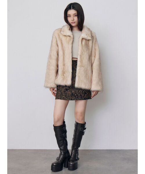 MURUA(ムルーア)の「【選べる着丈】グラデーションフェイクファーブルゾン 冬服(ブルゾン・レディース・パープル/ブラウン/グレー/アイボリー/その他1・1/2)」の21枚目の写真
