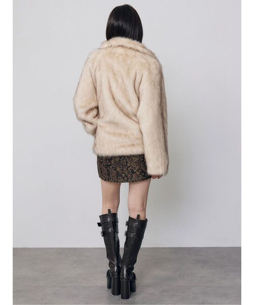 MURUA(ムルーア)の「【選べる着丈】グラデーションフェイクファーブルゾン 冬服(ブルゾン・レディース・パープル/ブラウン/グレー/アイボリー/その他1・1/2)」の22枚目の写真