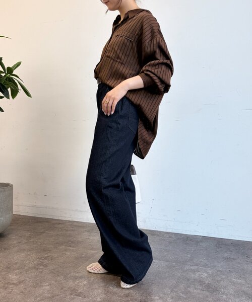Jena espace merveilleux(ジェナ エスパスメルヴェイユ)の「【PalinkA/パリンカ】ストライプサテンシャツ(シャツ/ブラウス・レディース・ブラウン/カーキ・FREE)」の15枚目の写真