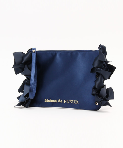 Maison de FLEUR（メゾンドフルール）の「サイドリボンクラッチバッグ