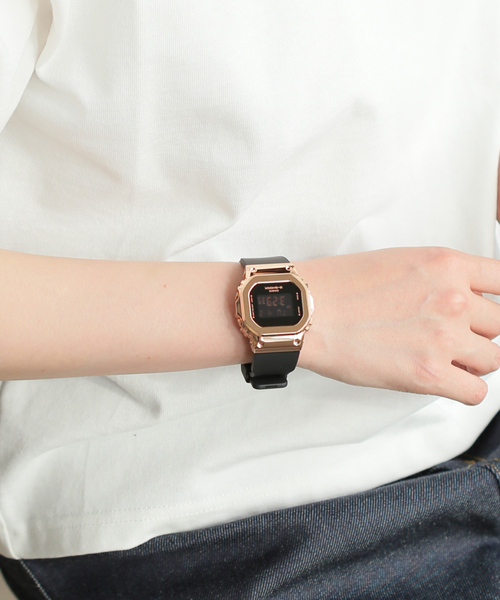 G-SHOCK（ジーショック）の「CASIO G-SHOCK GM-S5600UPG-1JF（アナログ腕時計・レディース・ピンク・FREE）」の3枚目の写真