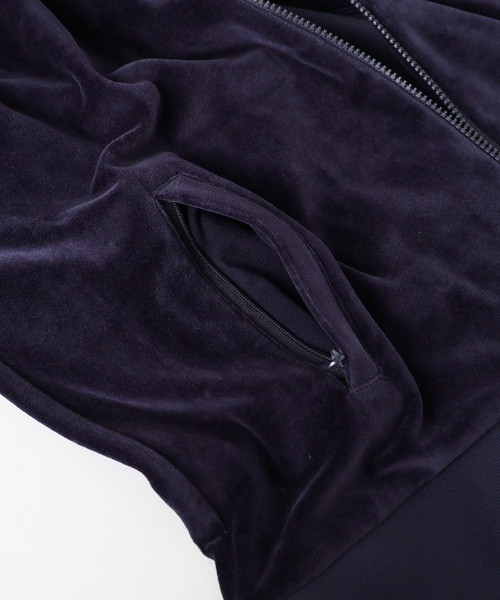 PUMA(プーマ)の「《追加カラー》PUMA / プーマ 別注 ”T7” ベロア トラックジャケット(その他トップス・メンズ・ネイビー・LARGE/MEDIUM)」の9枚目の写真