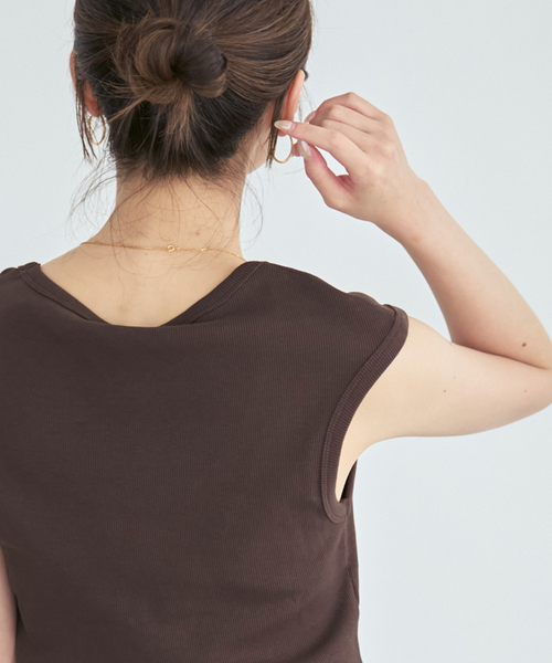 CLOSED(クローズド)の「CLOSED/クローズド Cap sleeve t-shirt(Tシャツ/カットソー・レディース・ブラウン/アイボリー・SMALL)」の4枚目の写真