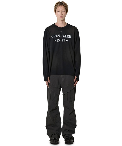 Openyard(オープンヤード)の「『Openyard/オープンヤード』 DIRTY STENCIL HENLEY LONG SLEEVE TEE/ダーティステンシルヘンリー長袖シャツ(Tシャツ/カットソー・メンズ・グレー/ホワイト/ブラック・M/S/L)」の7枚目の写真