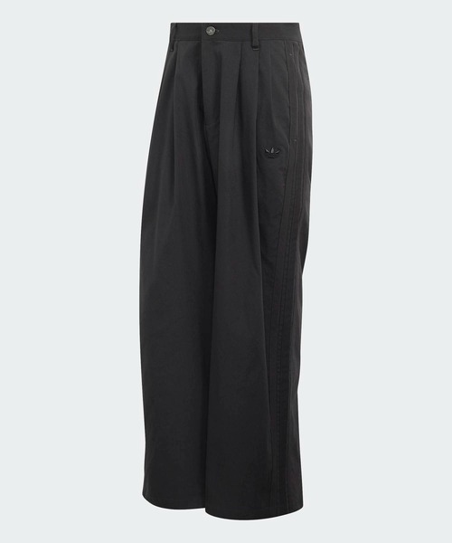 adidas(アディダス)の「トリプルプリーツ パンツ / アディダスオリジナルス adidas Originals(その他パンツ・メンズ・ブラック・28inch/27inch/32inch/31inch/30inch/29inch)」の1枚目の写真