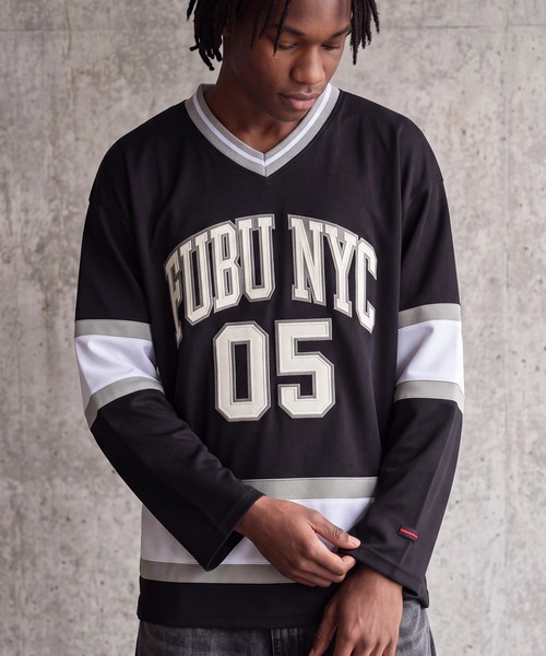 FUBU( フブ)の「【FUBU/フブ】Hockey Shirts/ナンバリング ホッケーシャツ(Tシャツ/カットソー・メンズ・ブラック/ホワイト/ブルー・M/L/XL/XXL)」の1枚目の写真