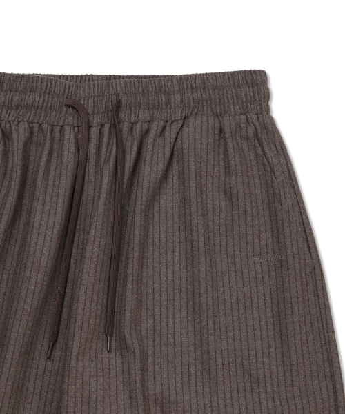 MICHIKO LONDON(ミチコ ロンドン)の「ウォームテクスチャー ストライプパンツ(その他パンツ・レディース・その他・SHORT/LONG)」の3枚目の写真
