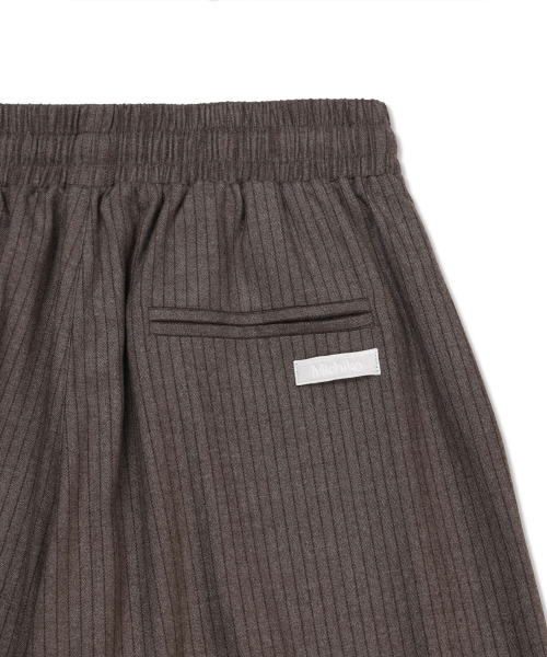 MICHIKO LONDON(ミチコ ロンドン)の「ウォームテクスチャー ストライプパンツ(その他パンツ・レディース・その他・SHORT/LONG)」の5枚目の写真