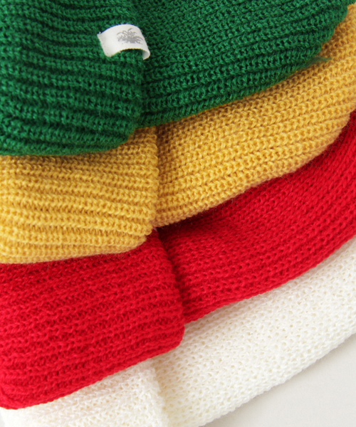 URBAN RESEARCH Sonny Label（アーバンリサーチサニーレーベル）の「Sonny Label  MADE IN USA ニット帽（ニットキャップ/ビーニー・レディース・インディゴブルー/マスタード/ホワイト/グリーン/レッド/ブラック/カーキ/チャコールグレー・ONE）」の9枚目の写真