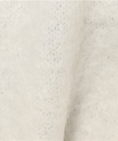 mystic（ミスティック）の「Vネック起毛ニット（ニット/セーター・レディース・オフホワイト/チャコールグレー/ピンク/グリーン・ﾌﾘ-）」の9枚目の写真