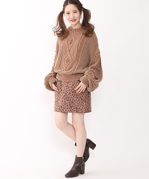 one after another NICE CLAUP（ワンアフターアナザーナイスクラップ）の「モールヤーンケーブルニット（ニット/セーター・レディース・サックスブルー/ブラウン/ピンク/アイボリー・FREE）」の10枚目の写真