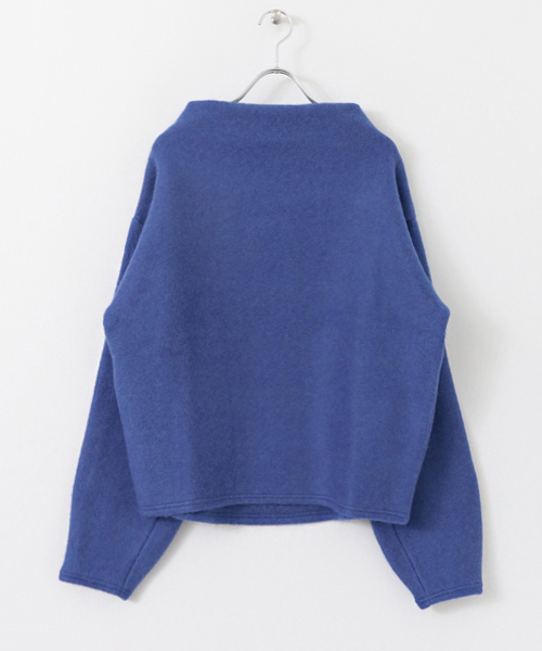 KBF（ケイビーエフ）の「KBF ハイネック袖ボリュームカットソー（Tシャツ/カットソー・レディース・グリーン/ライトグレー/ブルー・ONE）」の15枚目の写真