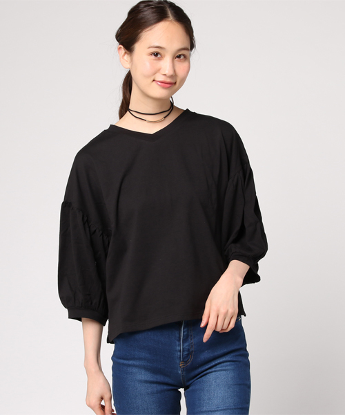 Honeys（ハニーズ）の「チョーカー付プルオーバー（Tシャツ/カットソー・レディース・ブラック/オフホワイト/杢グレー/レッド/グリーン・L/M）」の3枚目の写真